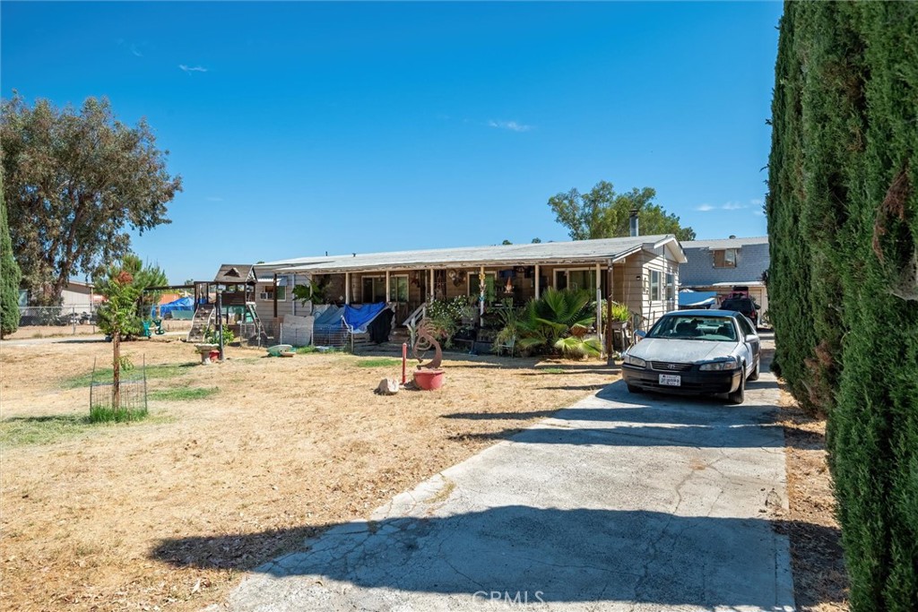 main property photo 14