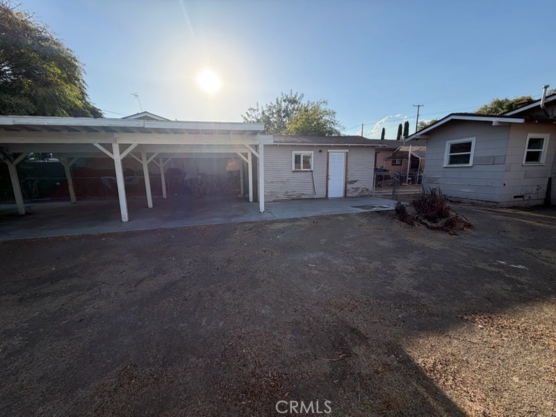 main property photo 11