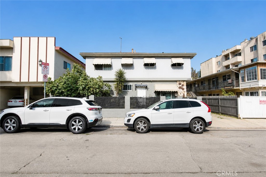 main property photo 10