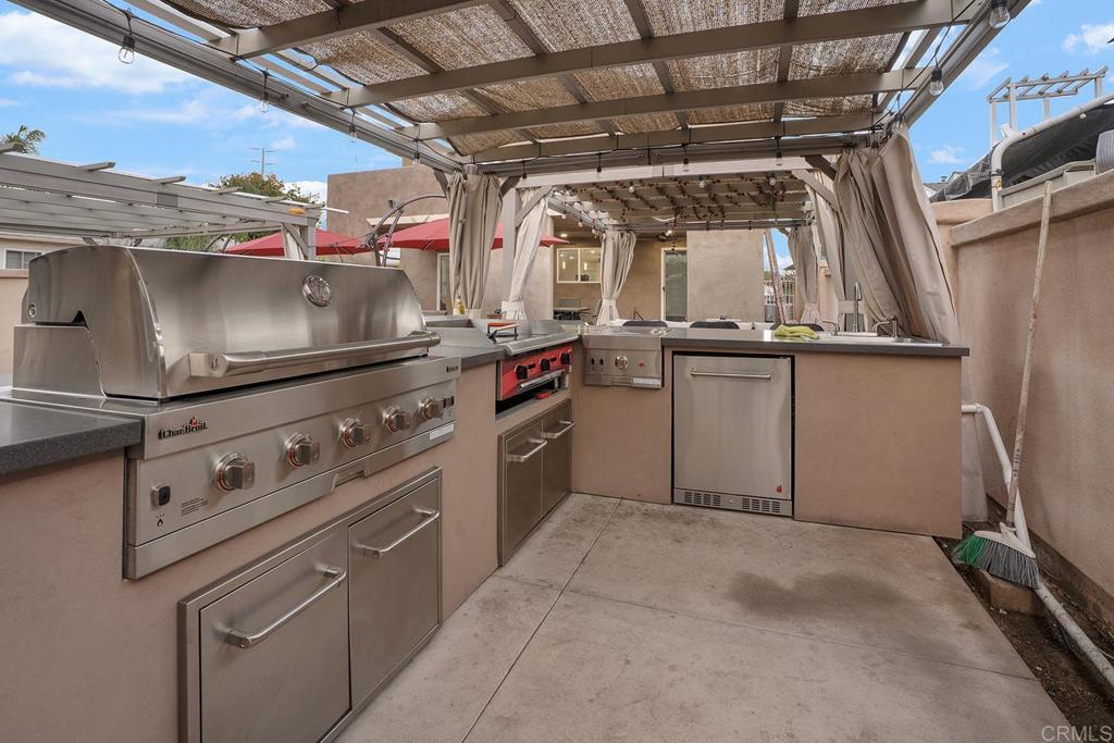 main property photo 49