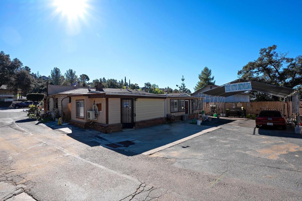 main property photo 5