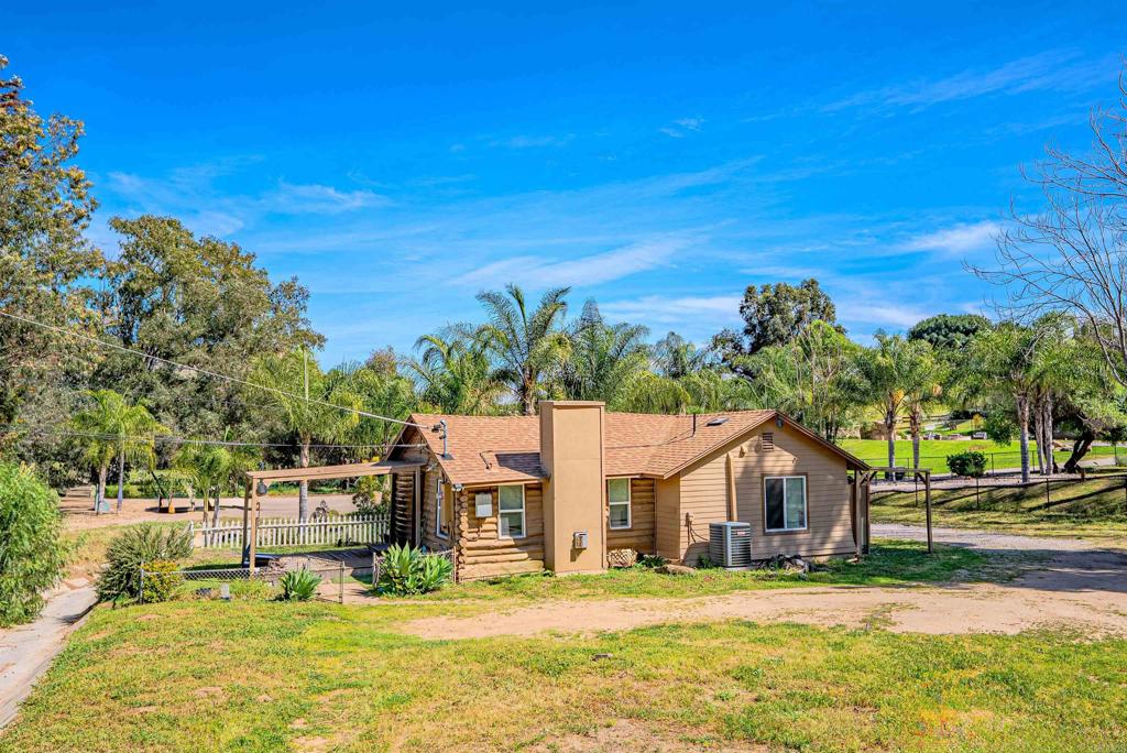 main property photo 12