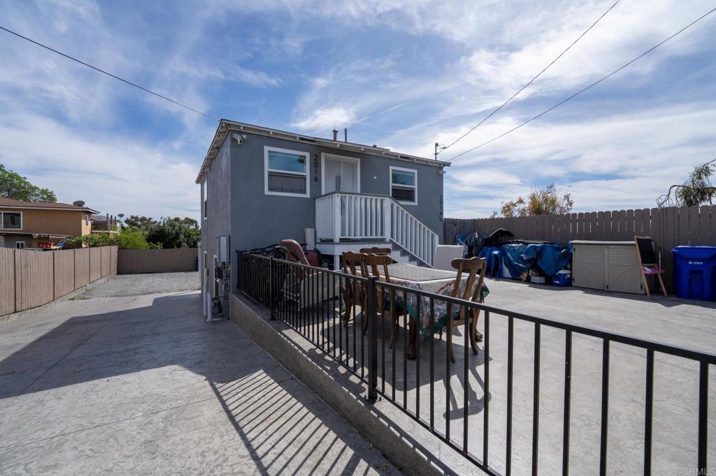 main property photo 9