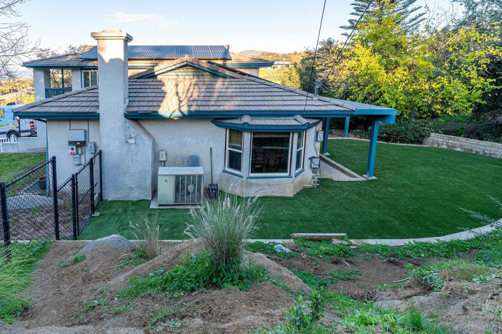 main property photo 50