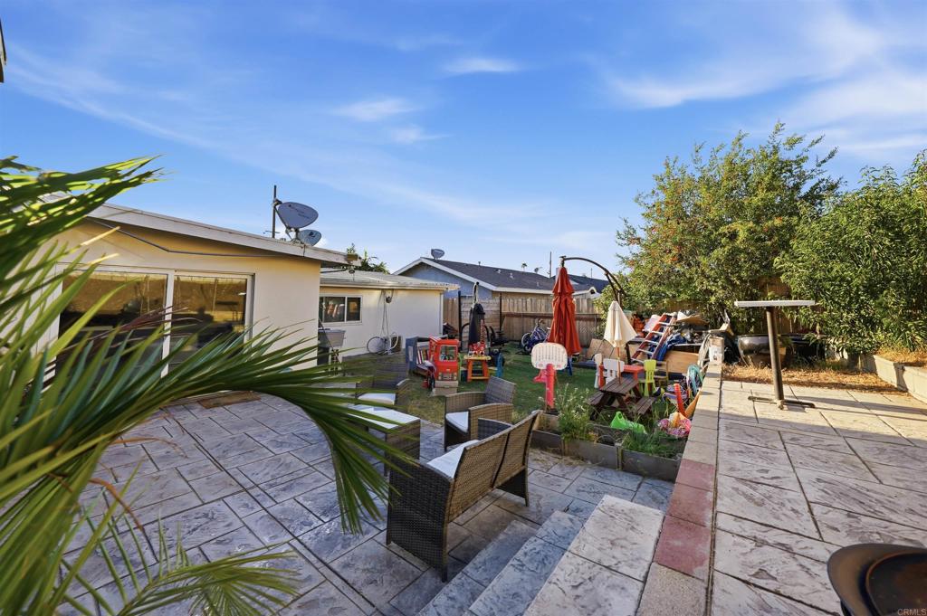 main property photo 15