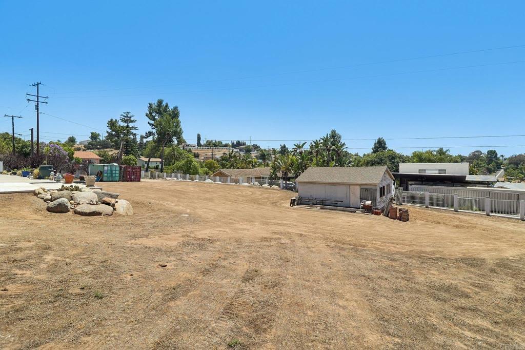 main property photo 50