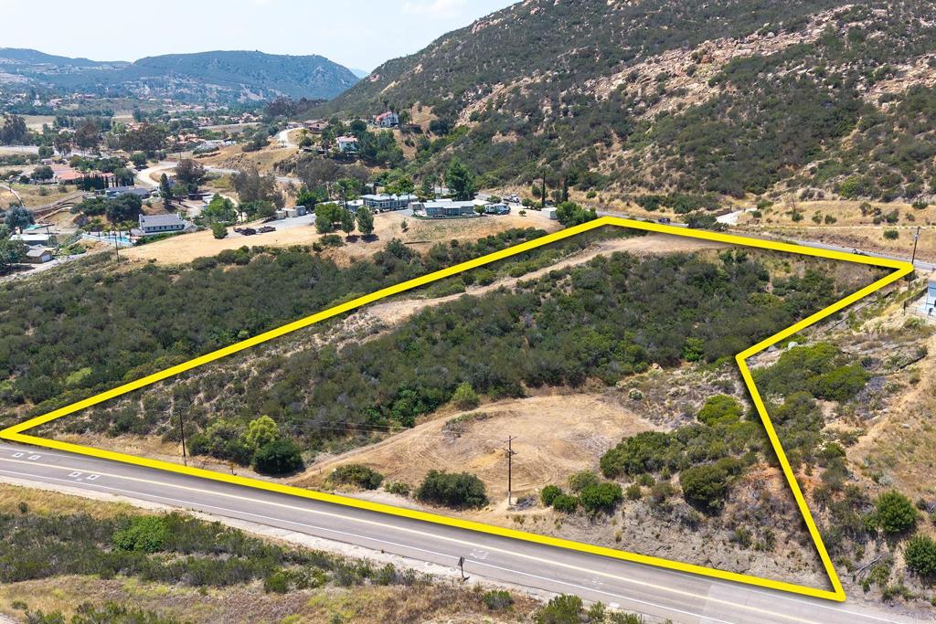 main property photo 11