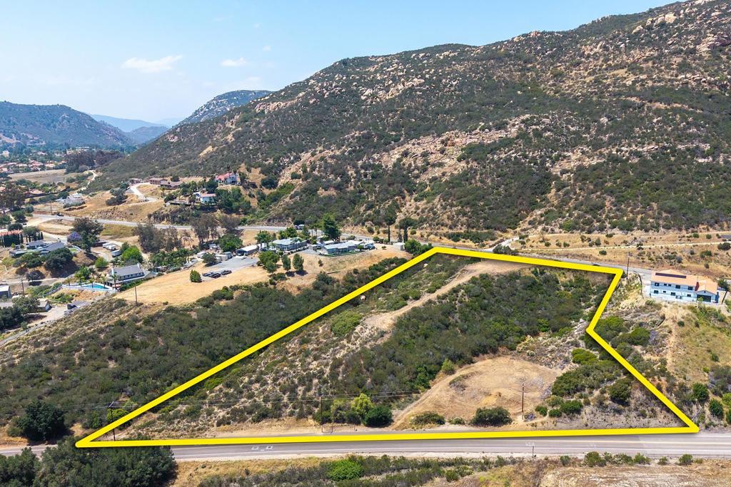 main property photo 12