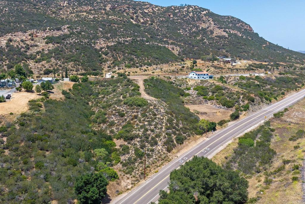 main property photo 13