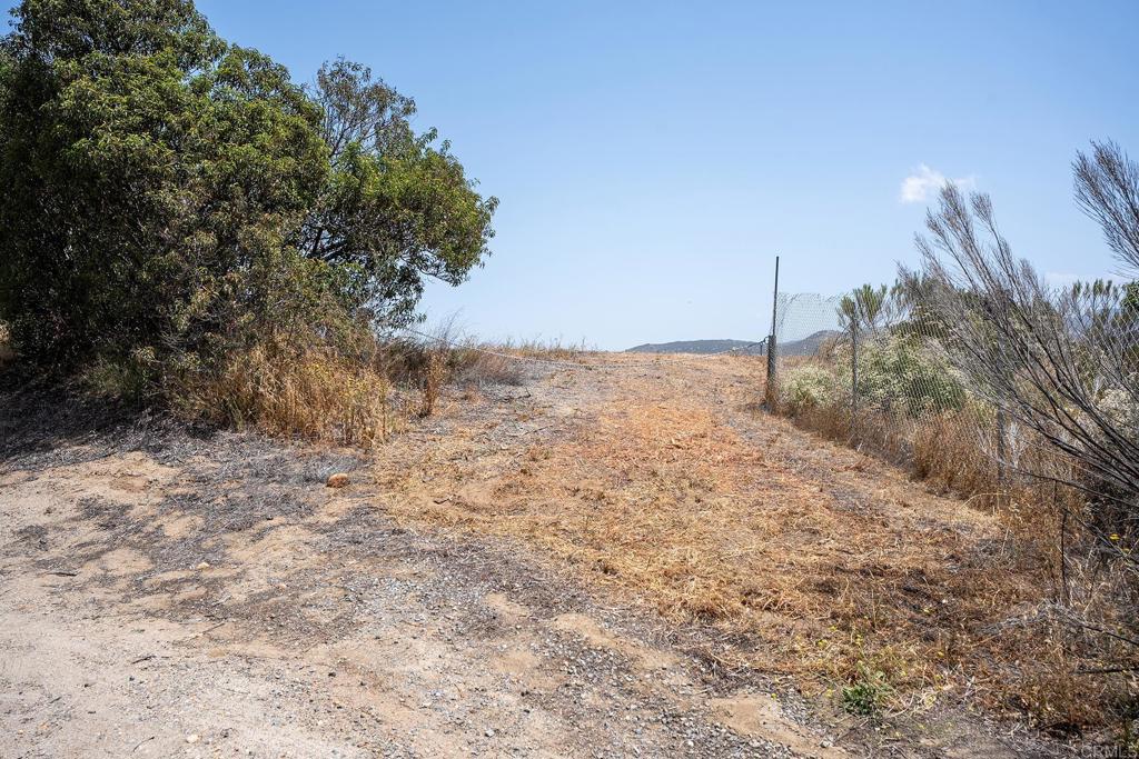 main property photo 30