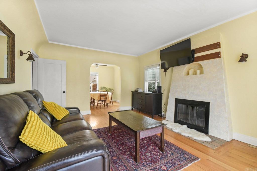 main property photo 6