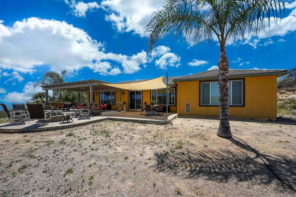 main property photo 6