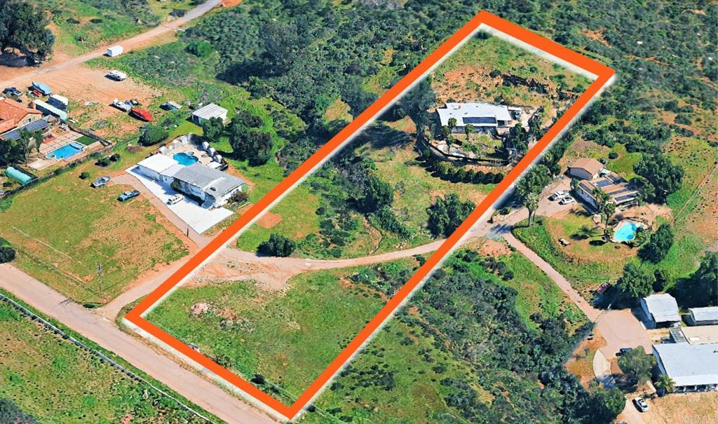 main property photo 10