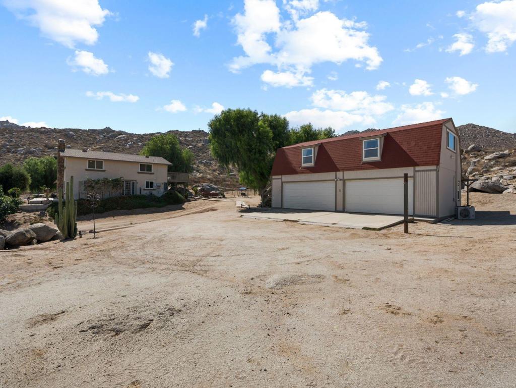 main property photo 26