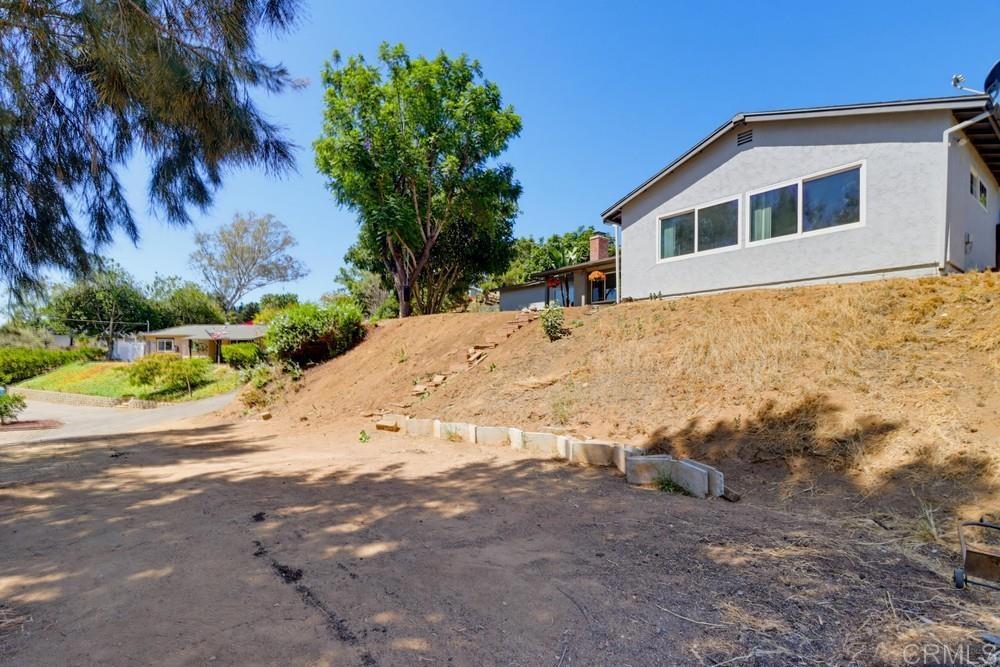 main property photo 50