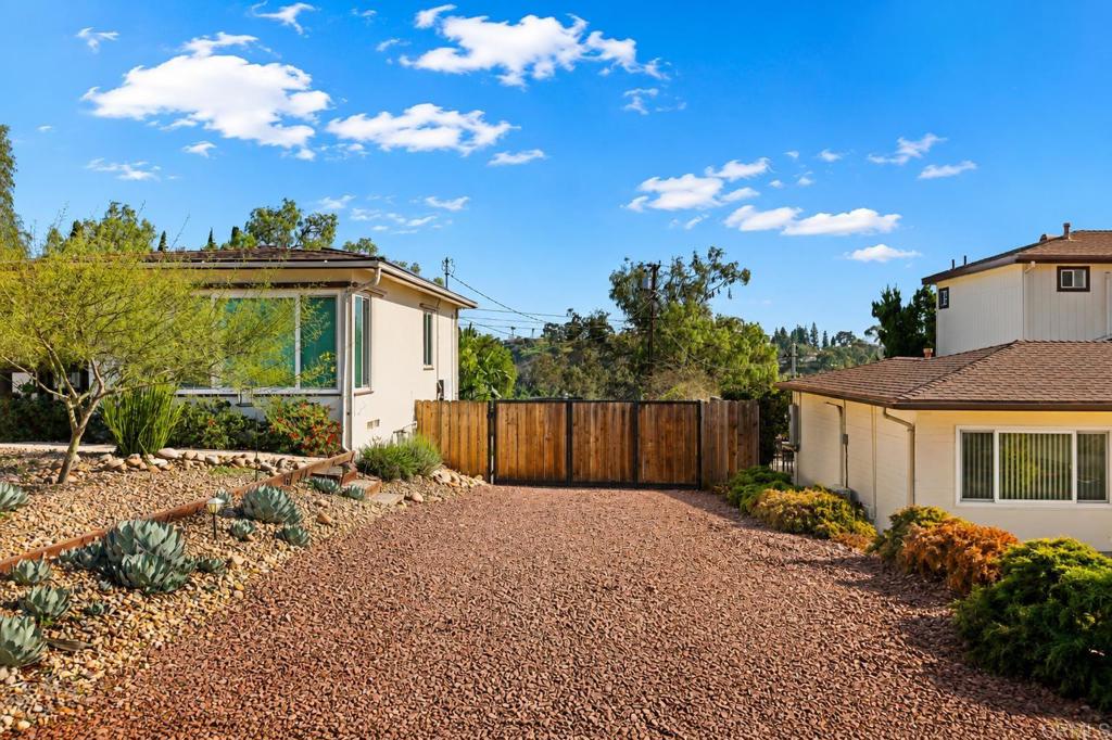main property photo 57
