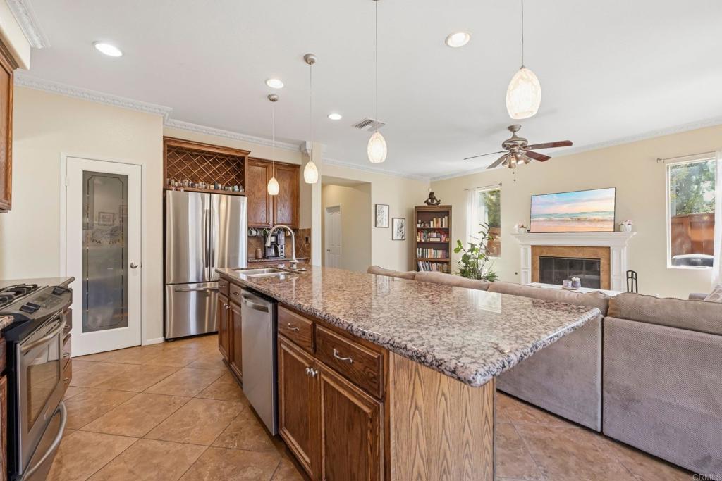 main property photo 12