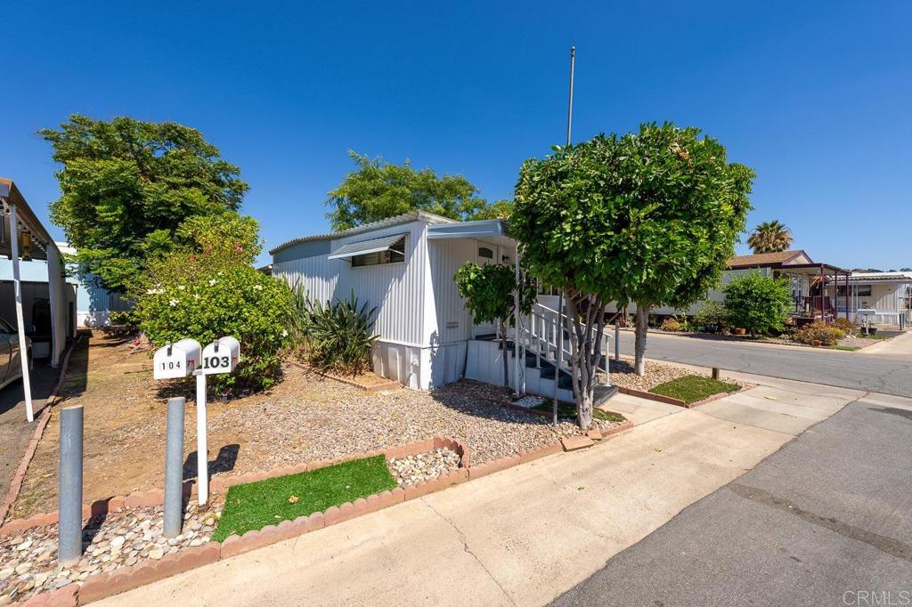 main property photo 19