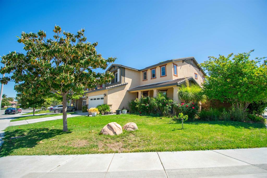 main property photo 3