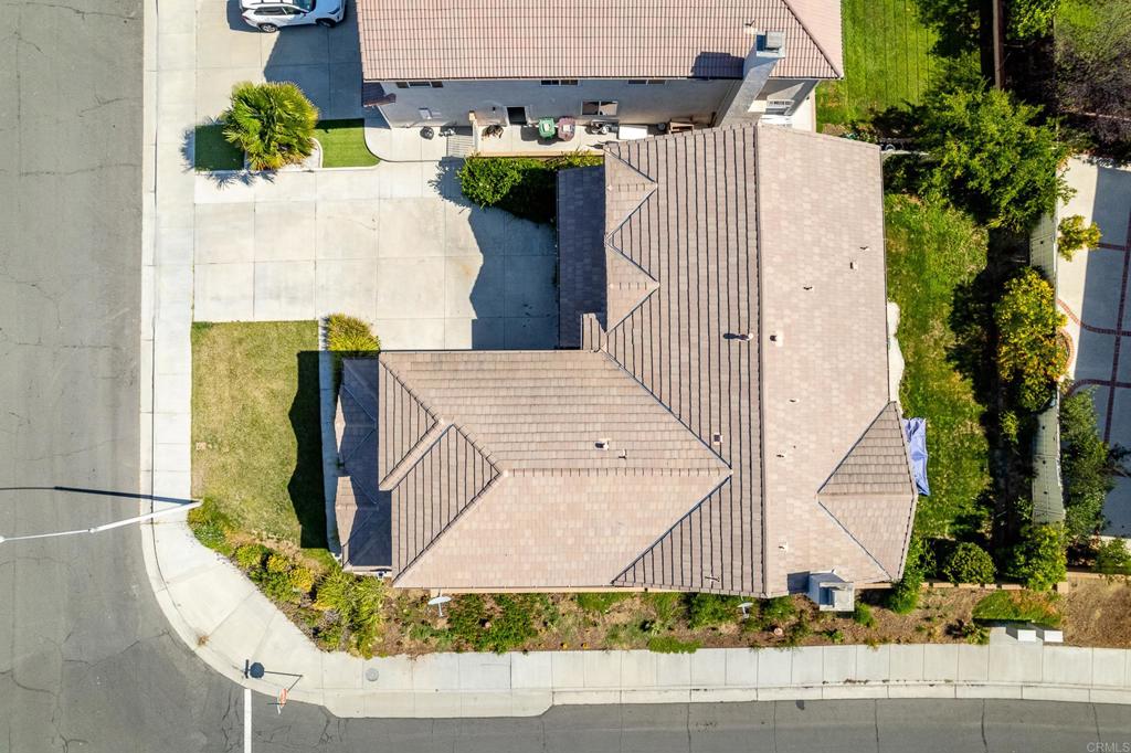 main property photo 45