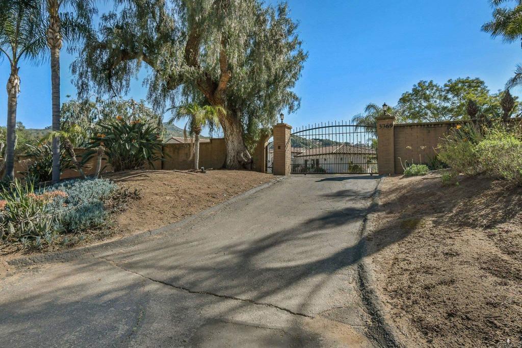 main property photo 50