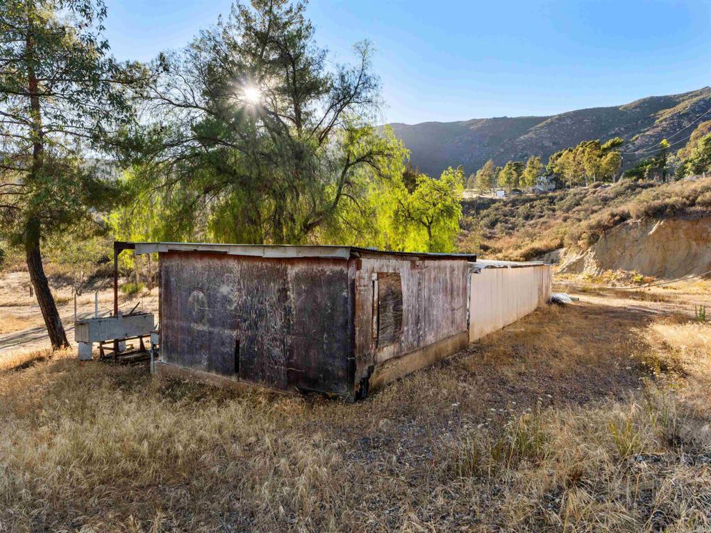 main property photo 34