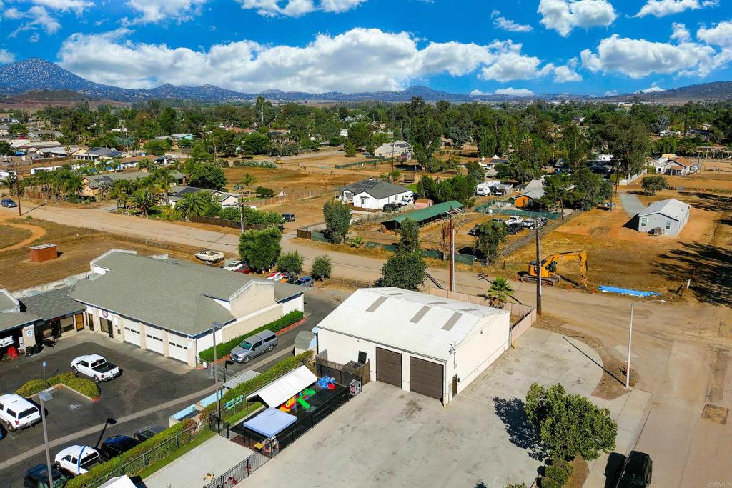 main property photo 8
