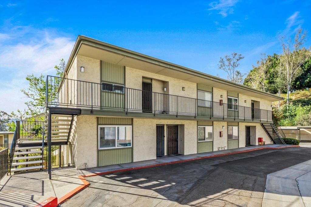 main property photo 21