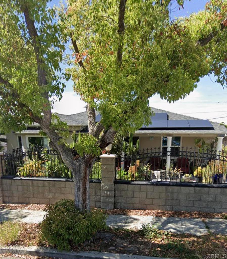 main property photo 9
