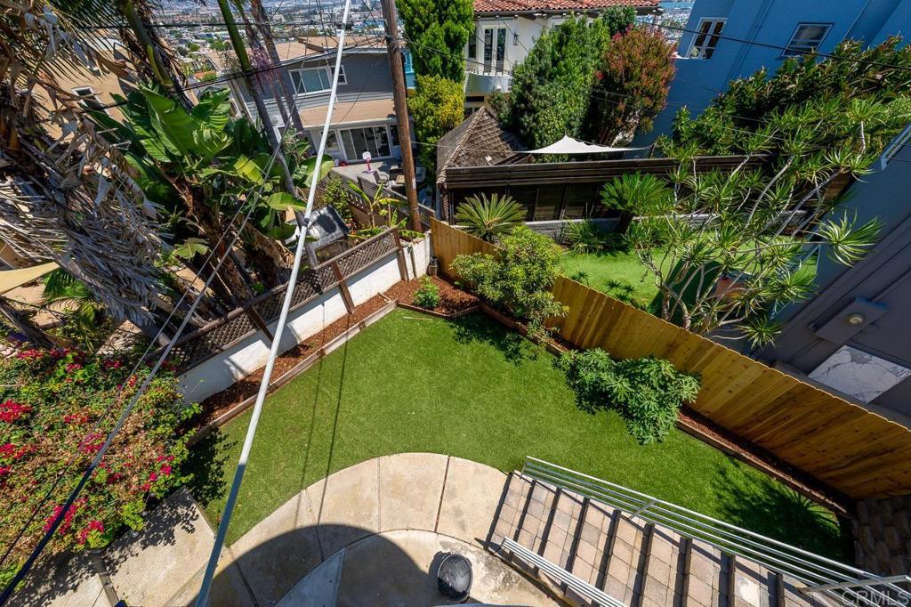 main property photo 50