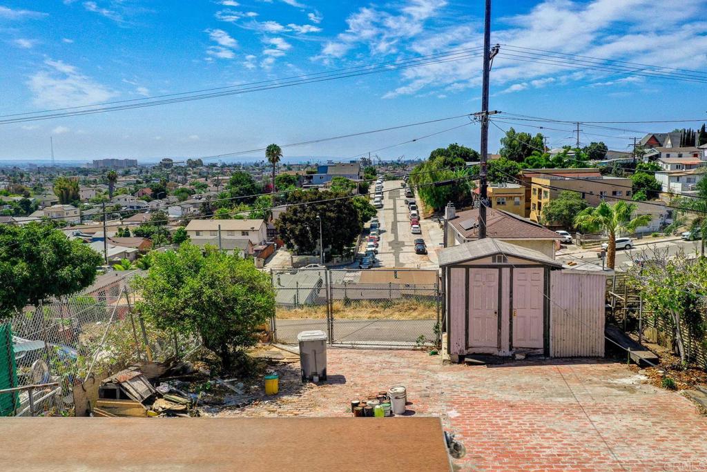 main property photo 8