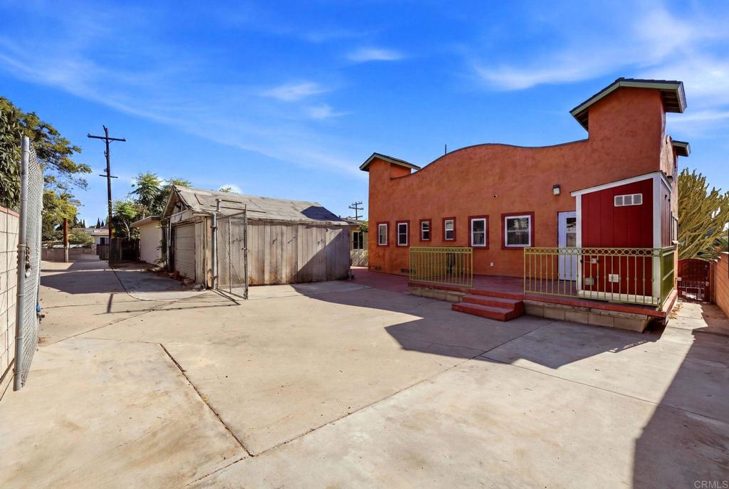 main property photo 16