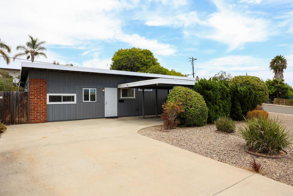 main property photo 59