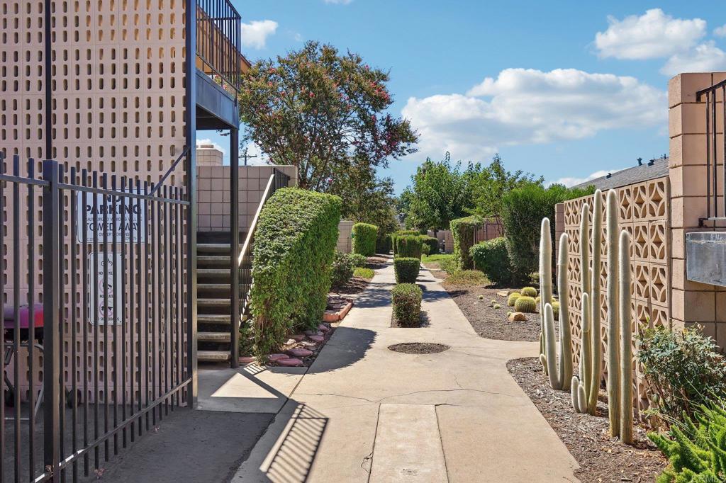 main property photo 56