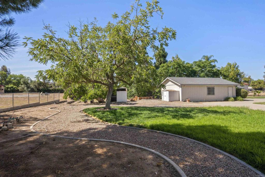 main property photo 31
