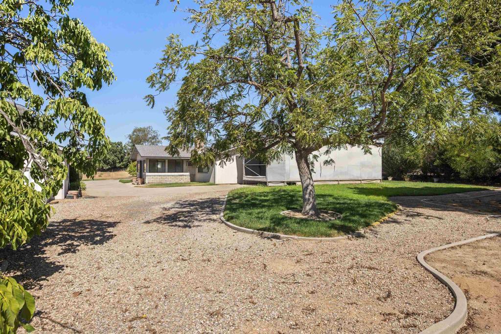 main property photo 33