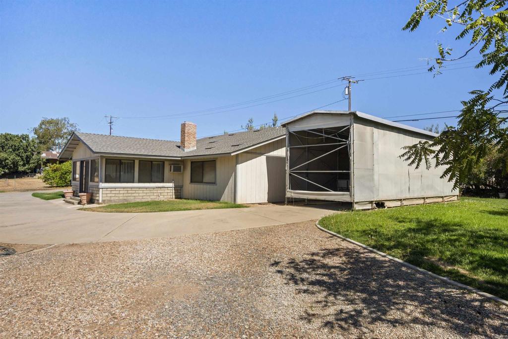 main property photo 34