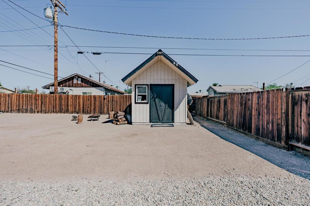 main property photo 35