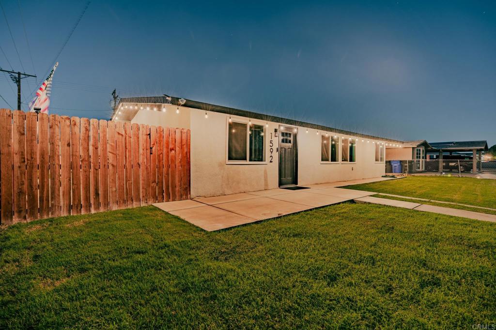main property photo 40