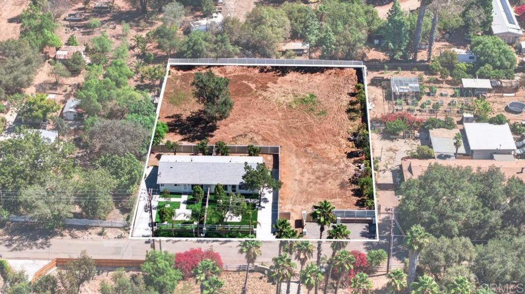 main property photo 9