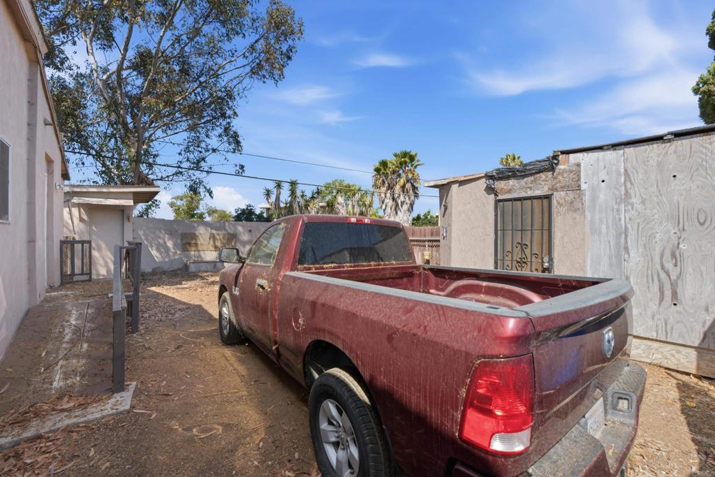 main property photo 24