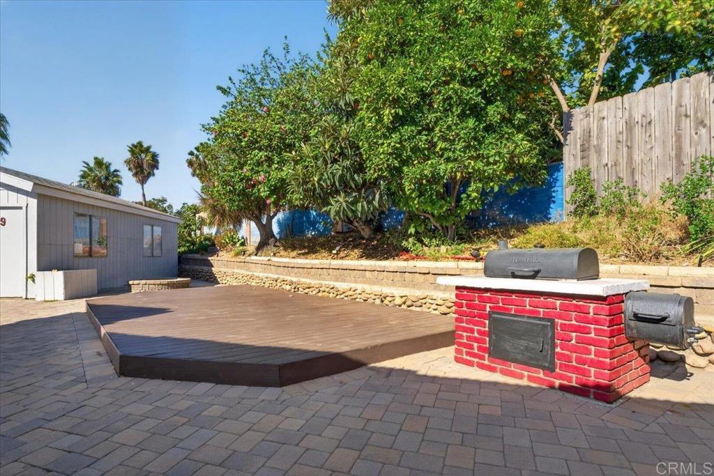 main property photo 39
