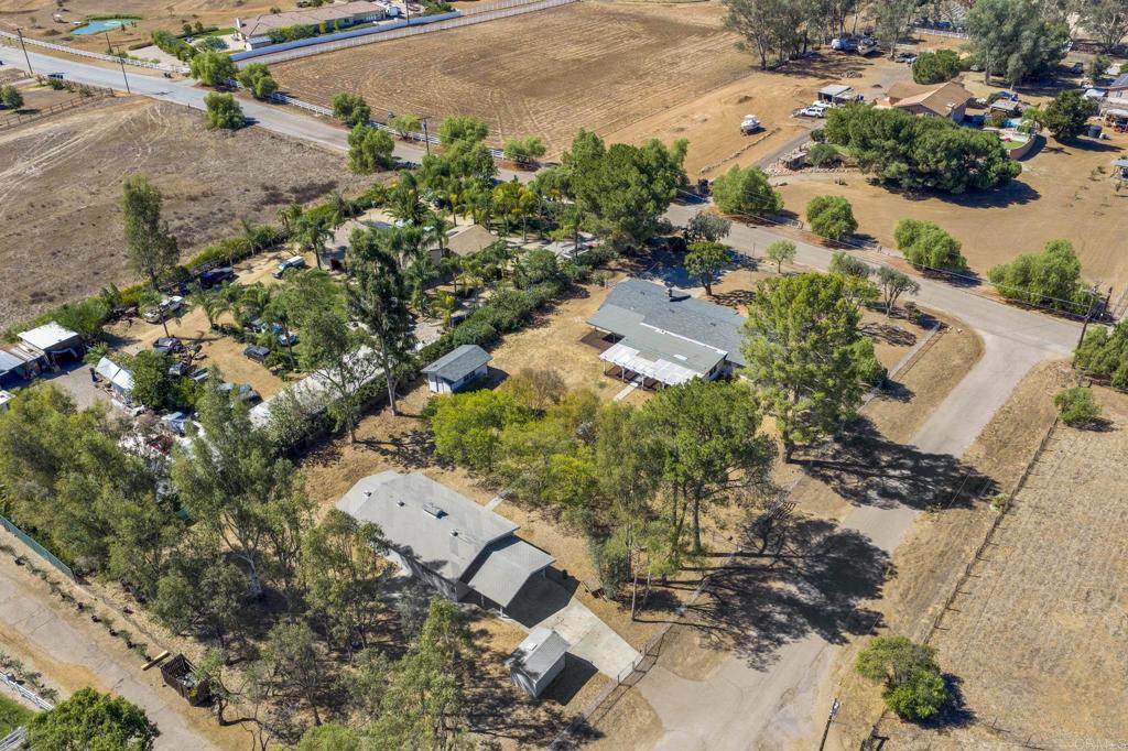 main property photo 50