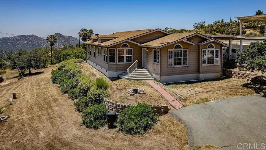 main property photo 0