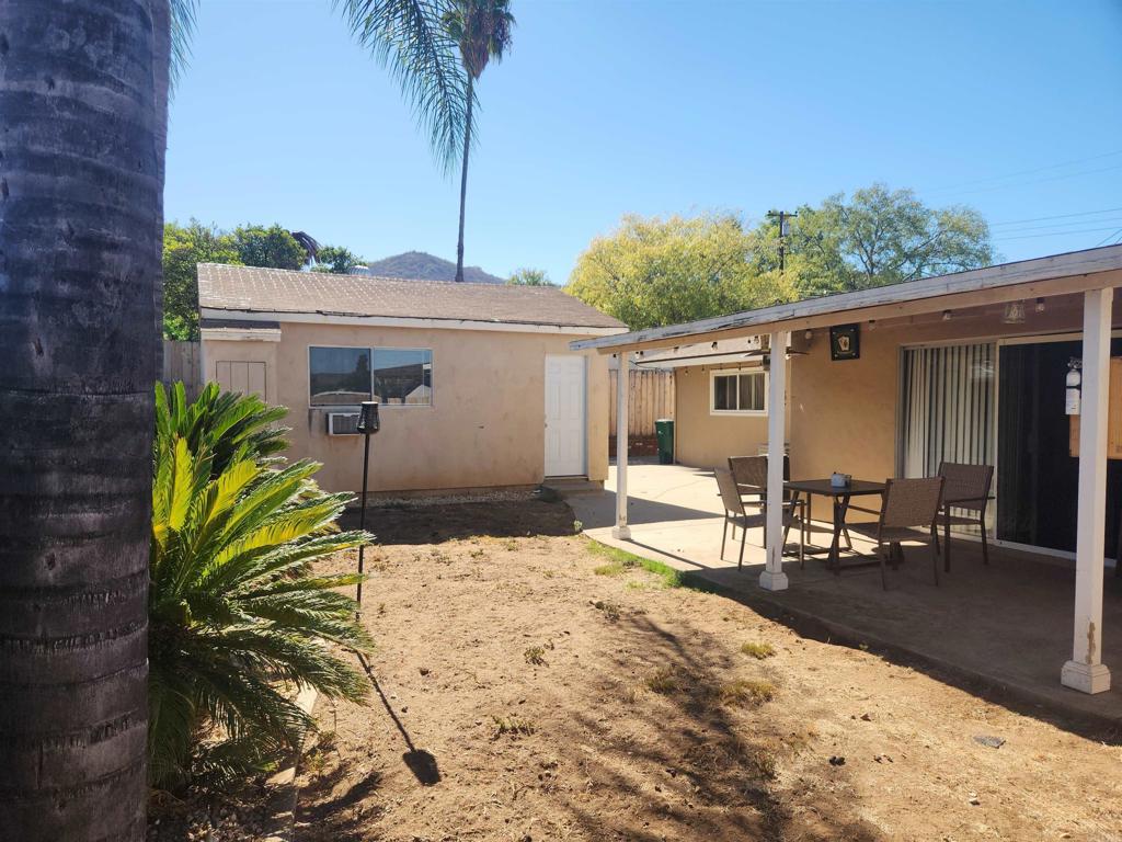 main property photo 13
