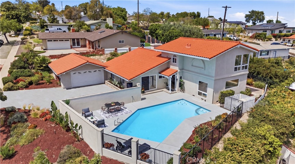 main property photo 45
