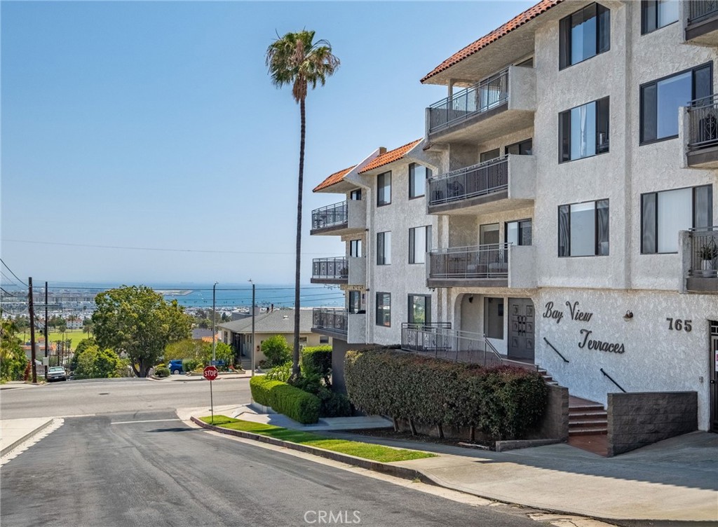 main property photo 44