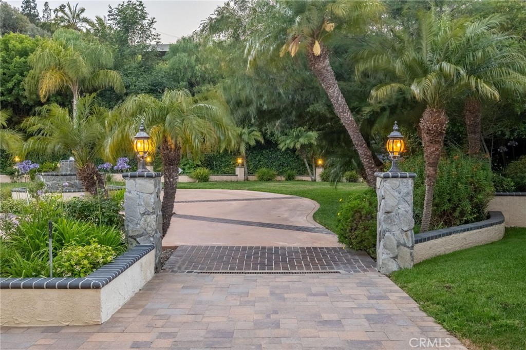 main property photo 65