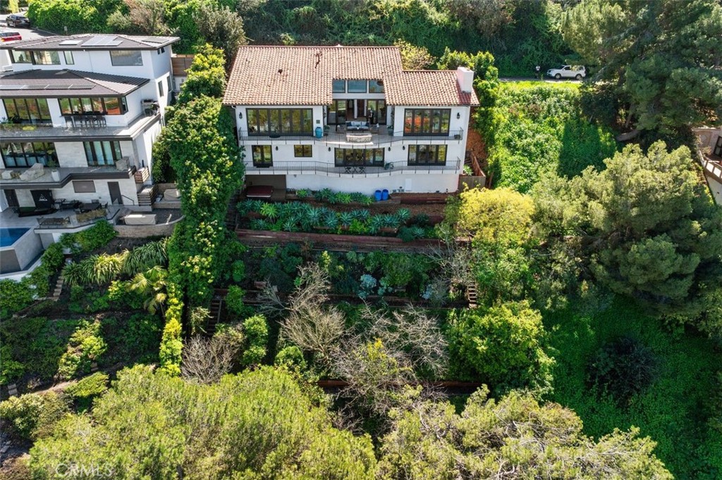 main property photo 54