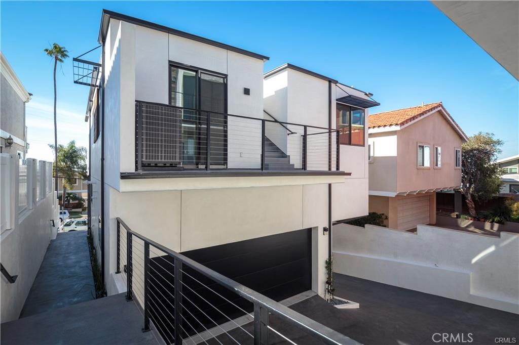 main property photo 59